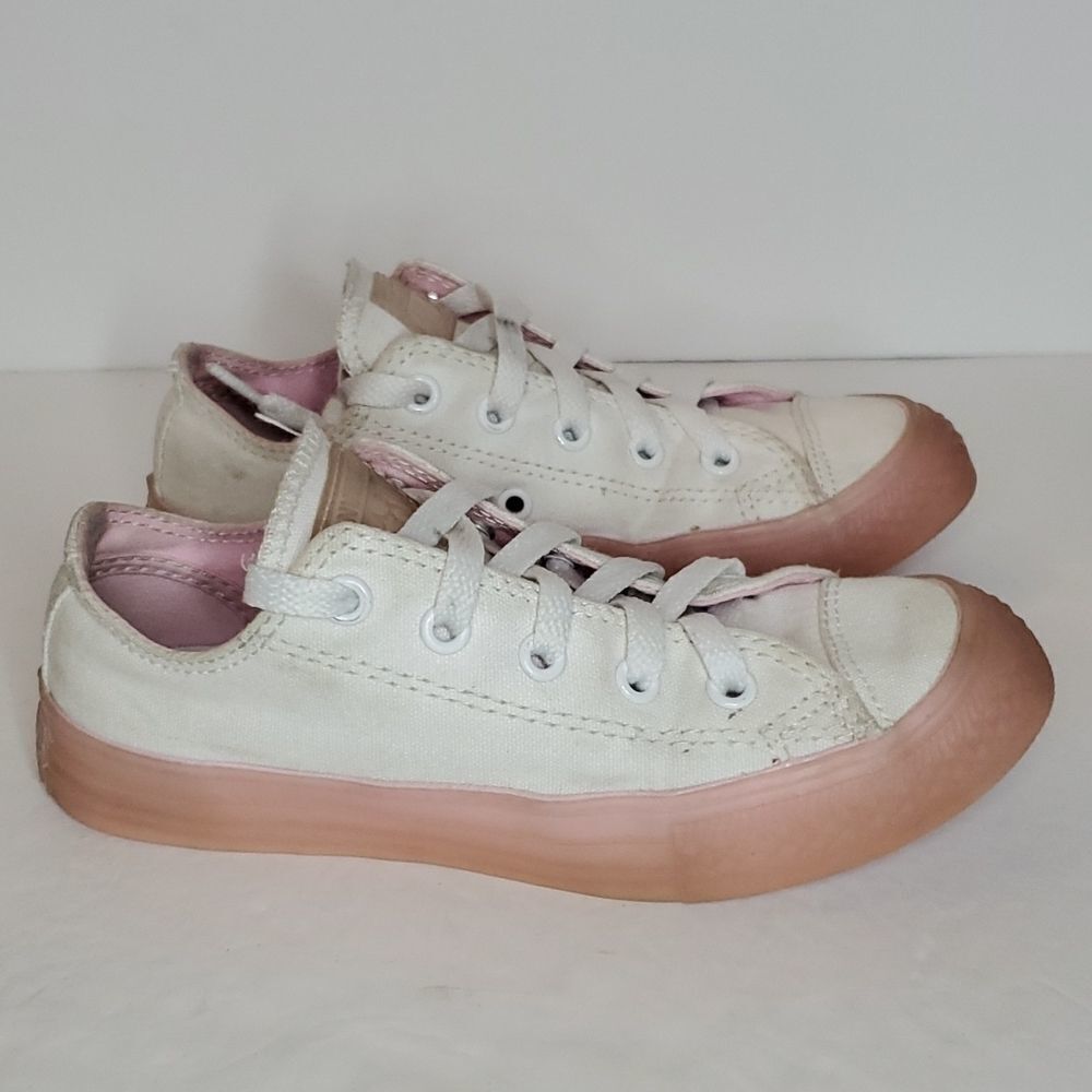 Converse Chuck Taylor all-star sneakers